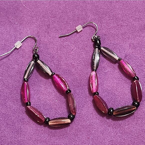 🩵Premier "Fuchsia" Purple & Pink Beaded Dangling Earrings - Picture 4 of 9